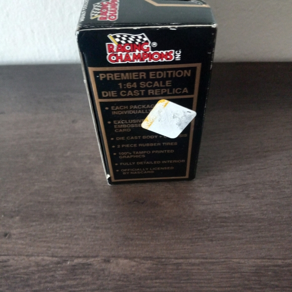 1994 Racing Chamions #7 Geoff Bodine Premiere Edition 1 of 20,000 - Picture 4 of 7